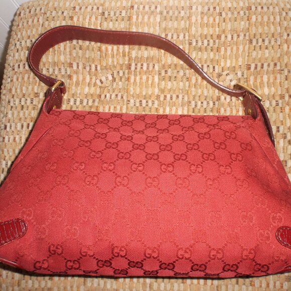 Gucci Tom Ford Era Horsebit Crimson Red Shoulder Bag - Picture 10 of 12